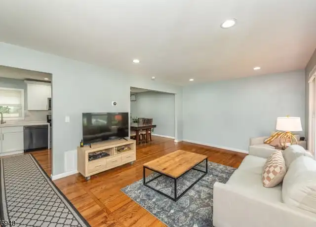 Property at 7 Sunnyside Rd, West Orange, NJ, 07052, 3 beds, 2.5 baths, [object Object]
