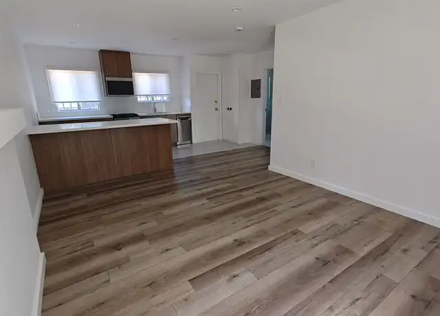 Property at 818 Grant St Unit 2, Santa Monica, CA, 90405, 1 bed, 1 bath, [object Object]