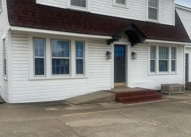 Property at 704 S 26th St, Fort Smith, AR, 72901, 2 beds, 2 baths, [object Object]