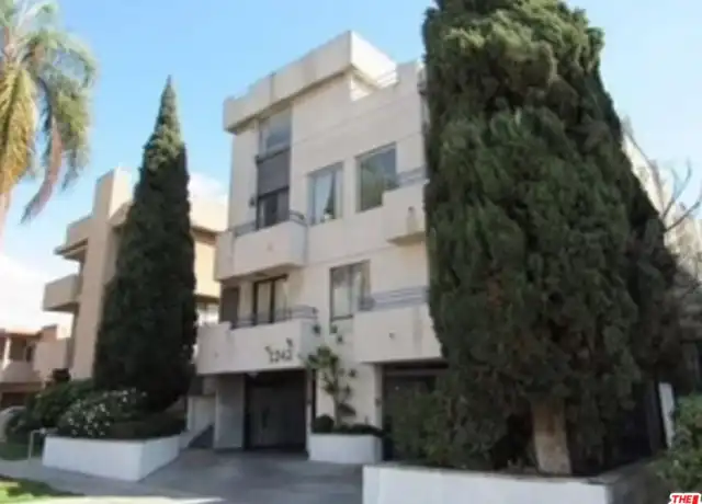 Property at 1242 S Holt Ave Unit 107, Los Angeles, CA, 90035, 2 beds, 2.5 baths, [object Object]