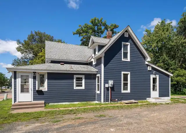 Property at 631 W Broadway Ave, Forest Lake, MN, 55025, 4 beds, 1 bath, [object Object]
