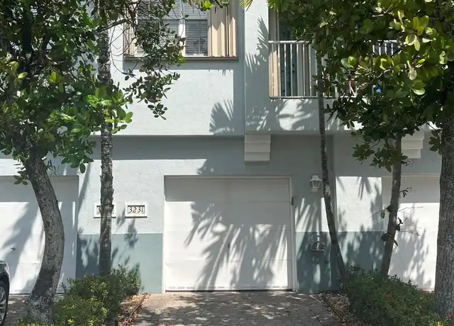 Property at 3231 Laurel Ridge Cir, Riviera Beach, FL, 33404, 2 beds, 2.5 baths, [object Object]
