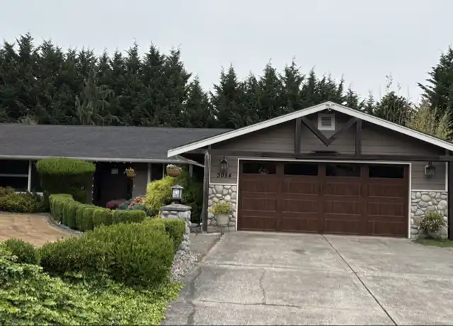 Property at 3054 44th St E, Tacoma, WA, 98443, 3 beds, 2.5 baths, [object Object]