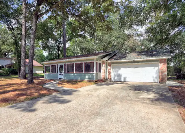 Property at 4811 Holly Ln E, Montgomery, TX, 77316, 2 beds, 1 bath, [object Object]