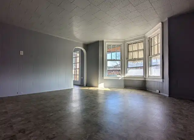 Property at 21 Sargent St Unit 2, Cohoes, NY, 12047, 1 bed, 1 bath, [object Object]