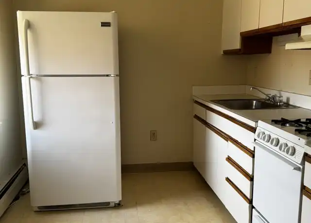 Property at 27 Congress St Unit 301, Hartford, CT, 06114, 2 beds, 2 baths, [object Object]