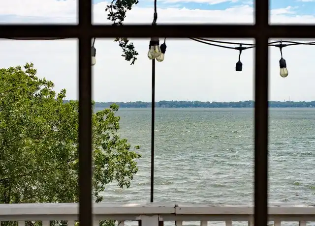 Property at 729 Jenifer St Unit 2, Madison, WI, 53703, 1 bed, 1 bath, [object Object]