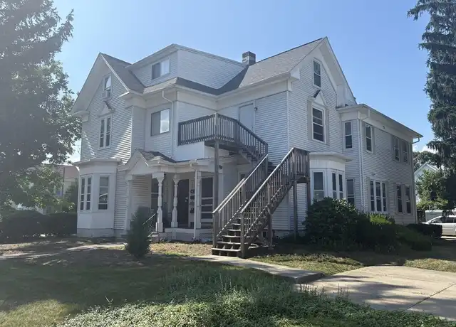 Property at 28 Peck St Unit C, North Attleborough, MA, 02760, 1 bed, 1 bath, [object Object]
