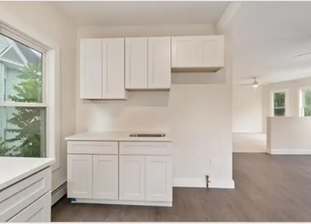 Property at 23-25 Davenport St Unit 2, Haverhill, MA, 01832, 2 beds, 1 bath, [object Object]