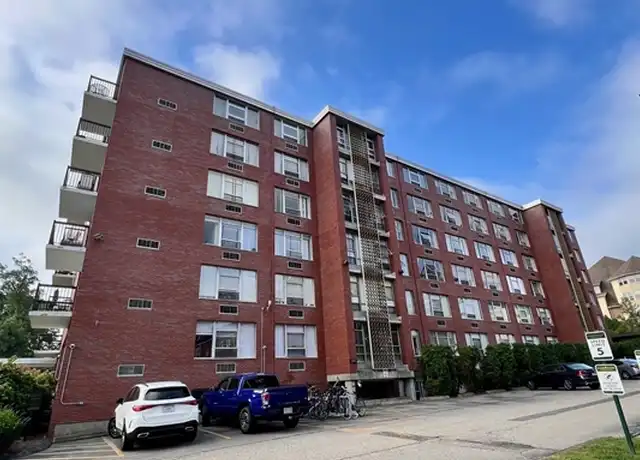 Property at 20 Hammond Pond Pkwy #607, Chestnut Hill, MA, 02467, 2 beds, 1 bath, [object Object]