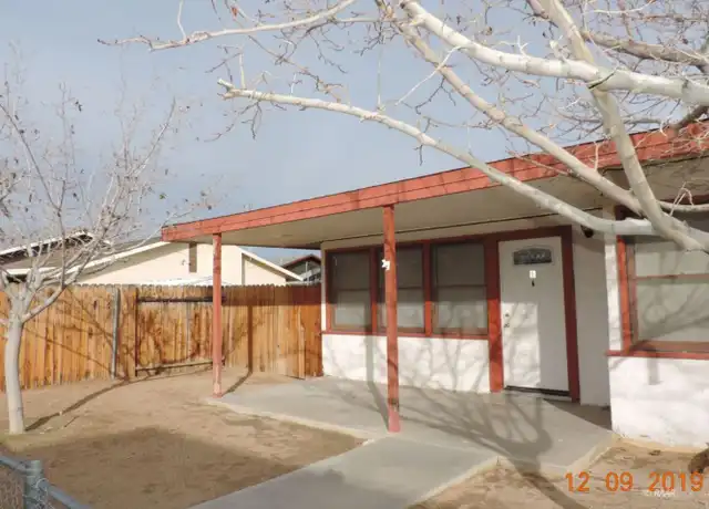 Property at 409 S Richmond Rd Apt B, Ridgecrest, CA, 93555, 2 beds, 1 bath, [object Object]