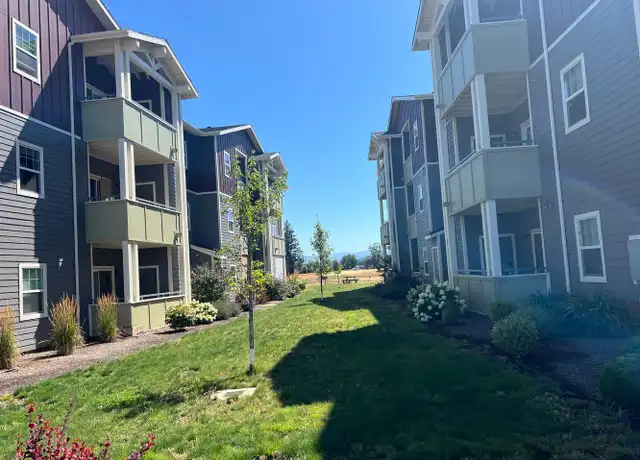 Property at 875 Village Loop Unit 211-G140, Lebanon, OR, 97355, 2 beds, 2 baths, [object Object]