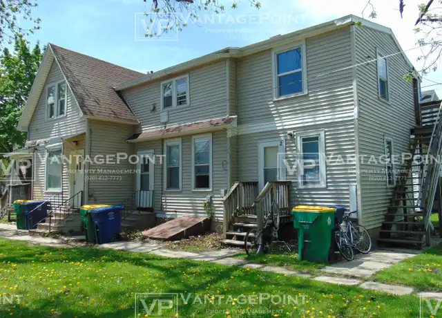 Property at 1159 Day St Unit 3, Green Bay, WI, 54302, 4 beds, 1 bath, [object Object]