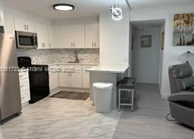 Property at 2801 NE 183rd St, Aventura, FL, 33160, 2 beds, 2 baths, [object Object]