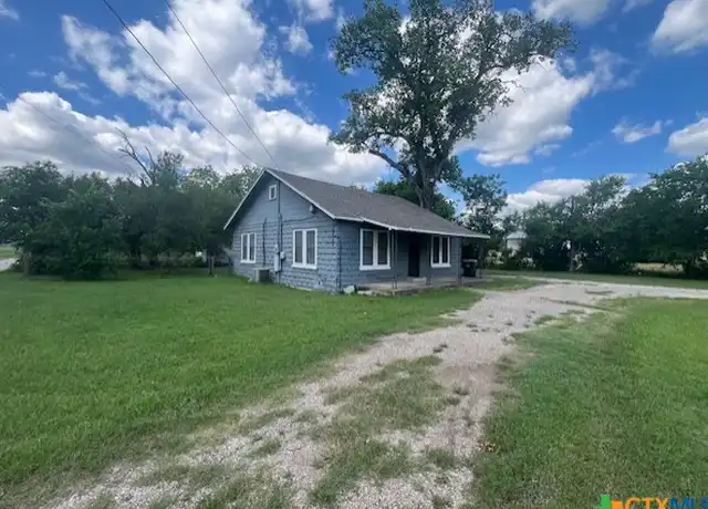 Property at 303 San Marcos Hwy, Luling, TX, 78648, 2 beds, 1 bath, [object Object]