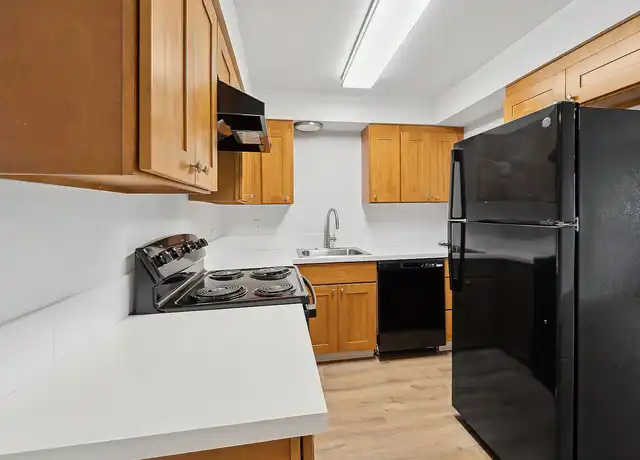 Property at Alturas Cedar Hills - 2435 SW Ecole Ave, Beaverton, OR, 97005, 2 beds, 1 bath, [object Object]