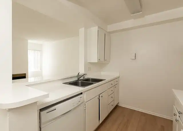Property at Wilshire Kingsley Regency - 401 S Kingsley Dr, Los Angeles, CA, 90020, 0 beds, 1 bath, [object Object]