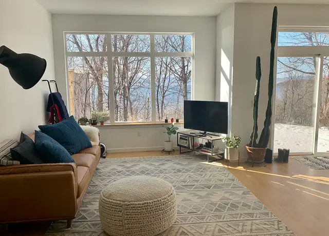Photo of 237 North Ave, Burlington, VT 05401