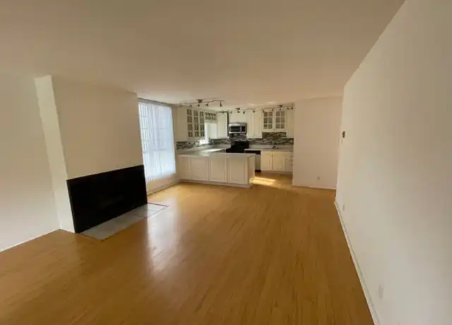 Property at 15516 W Sunset Blvd Unit 408, Pacific Palisades, CA, 90272, 1 bed, 1 bath, [object Object]