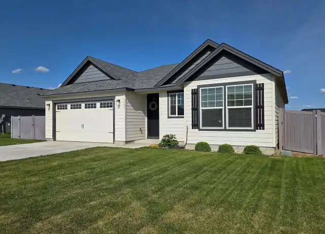 Property at 1002 Redmond Ave, Quincy, WA, 98848, 3 beds, 2 baths, [object Object]