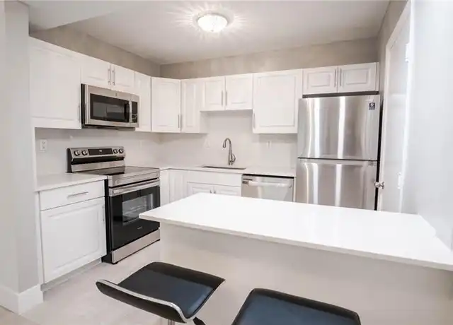 Property at 760 SE 2nd Ave Unit D215, Deerfield Beach, FL, 33441, 2 beds, 2 baths, [object Object]