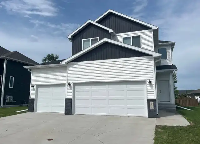 Property at 3615 17th St S, Moorhead, MN, 56560, 3 beds, 2.5 baths, [object Object]