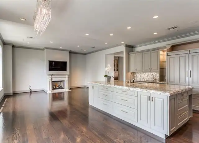 Property at 2525 N Pearl St #1402, Dallas, TX, 75201, 3 beds, 2.5 baths, [object Object]
