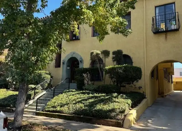Property at 444 N Sycamore Ave Unit 3, Los Angeles, CA, 90036, 0 beds, 1 bath, [object Object]