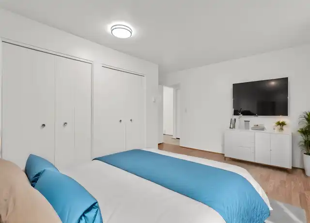 Property at 48770 Shelby Rd Unit 10 *, Shelby Township, MI, 48317, 2 beds, 1 bath, [object Object]