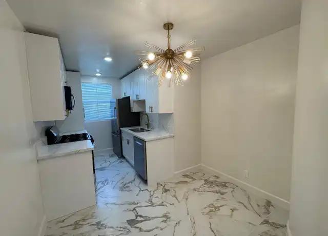 Property at 962m - 962 S Mansfield Ave, Los Angeles, CA, 90036, 1 bed, 1 bath, [object Object]