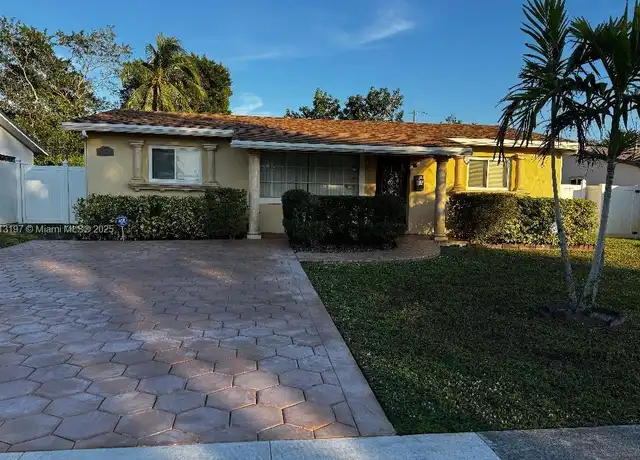 Property at 2209 N 41st Ave Unit 2209, Hollywood, FL, 33021, 3 beds, 3 baths, [object Object]