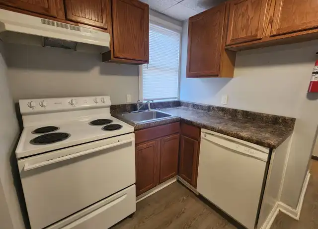Property at 3300 Old Forest Rd Unit 009, Lynchburg, VA, 24501, 1 bed, 1 bath, [object Object]