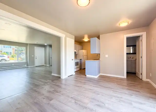 Property at 30313 13th Ave S Unit B, Federal Way, WA, 98003, 2 beds, 1.5 baths, [object Object]