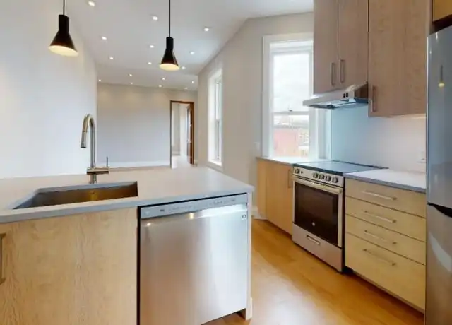 Property at 81 Perry St, New York, NY, 10014, 1 bed, 1 bath, [object Object]