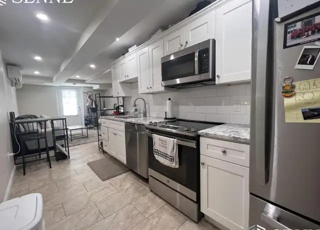 Property at 3 Linnaean St, Cambridge, MA, 02138, 1 bed, 1 bath, [object Object]