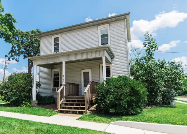 Property at 257 Franklin St Unit 3, Valparaiso, IN, 46383, 1 bed, 1 bath, [object Object]