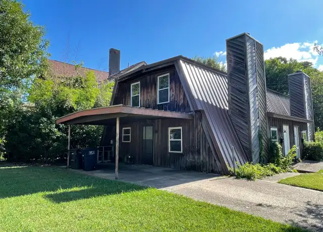 Property at 1100 W Morphy St Unit A, Fort Worth, TX, 76104, 2 beds, 1.5 baths, [object Object]
