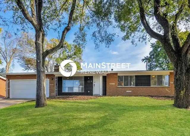 Property at 21 Oakwood Dr, Saint Charles, MO, 63301, 2 beds, 2 baths, [object Object]