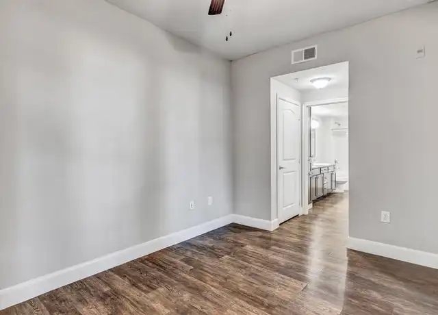 Property at 18545 University Blvd Unit 1700101, Sugar Land, TX, 77479, 1 bed, 1 bath, [object Object]