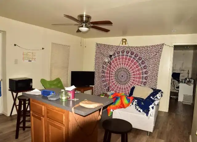 Property at 221 Atwood St, Pittsburgh, PA, 15213, 1 bed, 1 bath, [object Object]