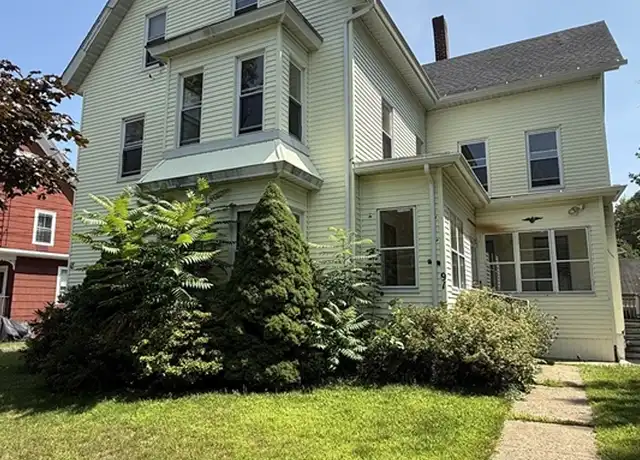 Property at 91 Woodland Ave Unit 2, Gardner, MA, 01440, 2 beds, 1 bath, [object Object]
