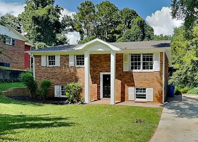 Property at 3775 Stamford Rd SW, Atlanta, GA, 30331, 5 beds, 2 baths, [object Object]