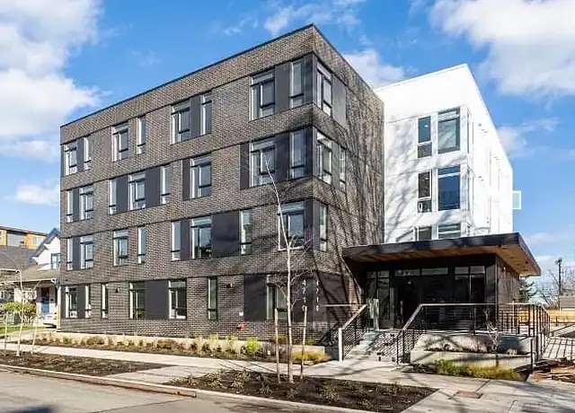 Property at Fifty Two Apartments - 4710 20th Ave NE, Seattle, WA, 98105, 0 beds, 1 bath, [object Object]