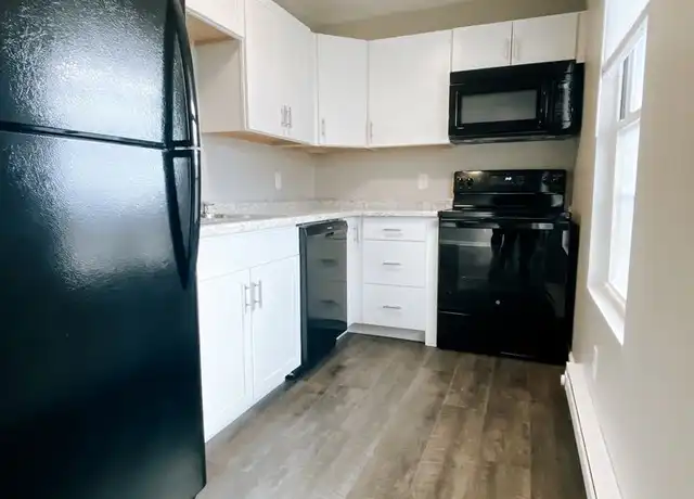 Property at Flats On Main - 1210 Main St, Lafayette, IN, 47901, 2 beds, 1 bath, [object Object]