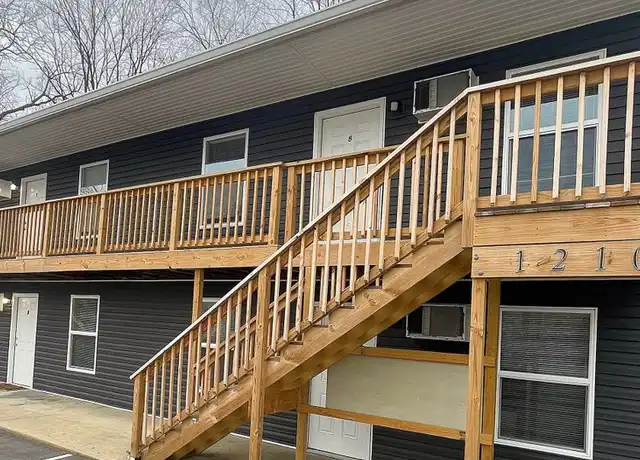 Property at Flats On Main - 1210 Main St, Lafayette, IN, 47901, 2 beds, 1 bath, [object Object]