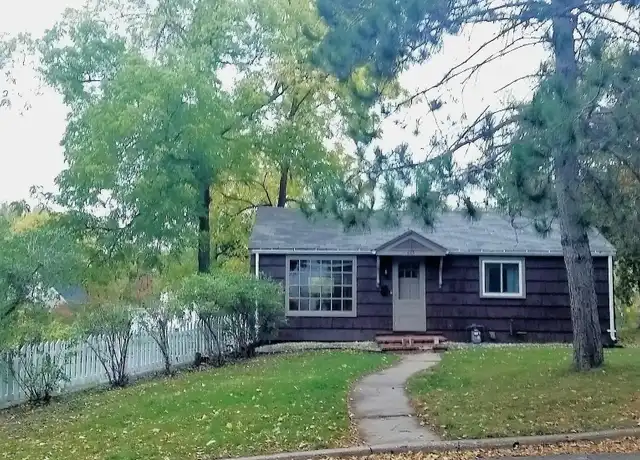 Property at 823 Elm St, Hudson, WI, 54016, 3 beds, 1 bath, [object Object]