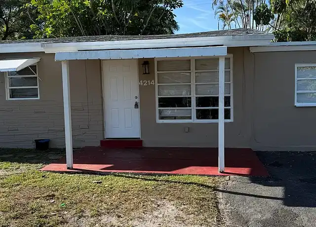 Property at 4214 SW 49th Ct, Fort Lauderdale, FL, 33314, 3 beds, 2 baths, [object Object]