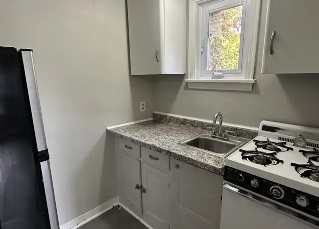 Property at 174 High St, Lockport, NY, 14094, 1 bed, 1 bath, [object Object]
