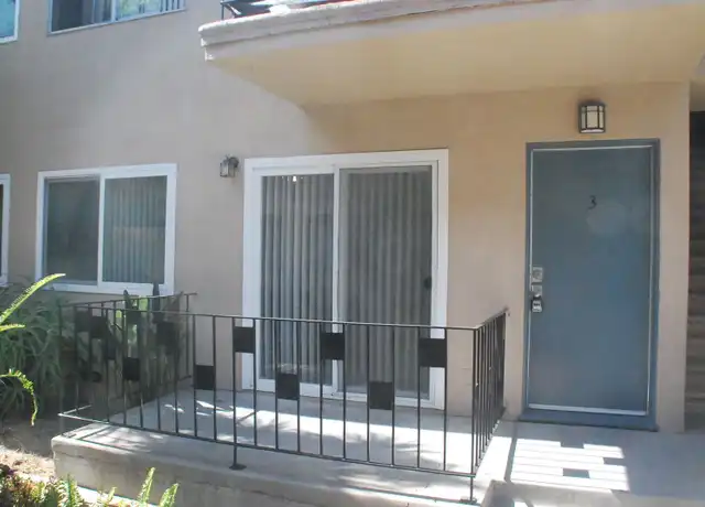 Property at 220 S E St Unit 03, Oxnard, CA, 93030, 1 bed, 1 bath, [object Object]