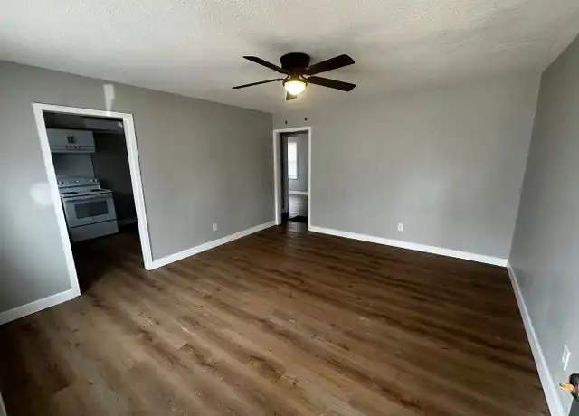 Property at 2204 S Hydraulic Ave, Wichita, KS, 67211, 2 beds, 1 bath, [object Object]
